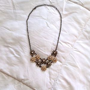 Jeweled flower necklace